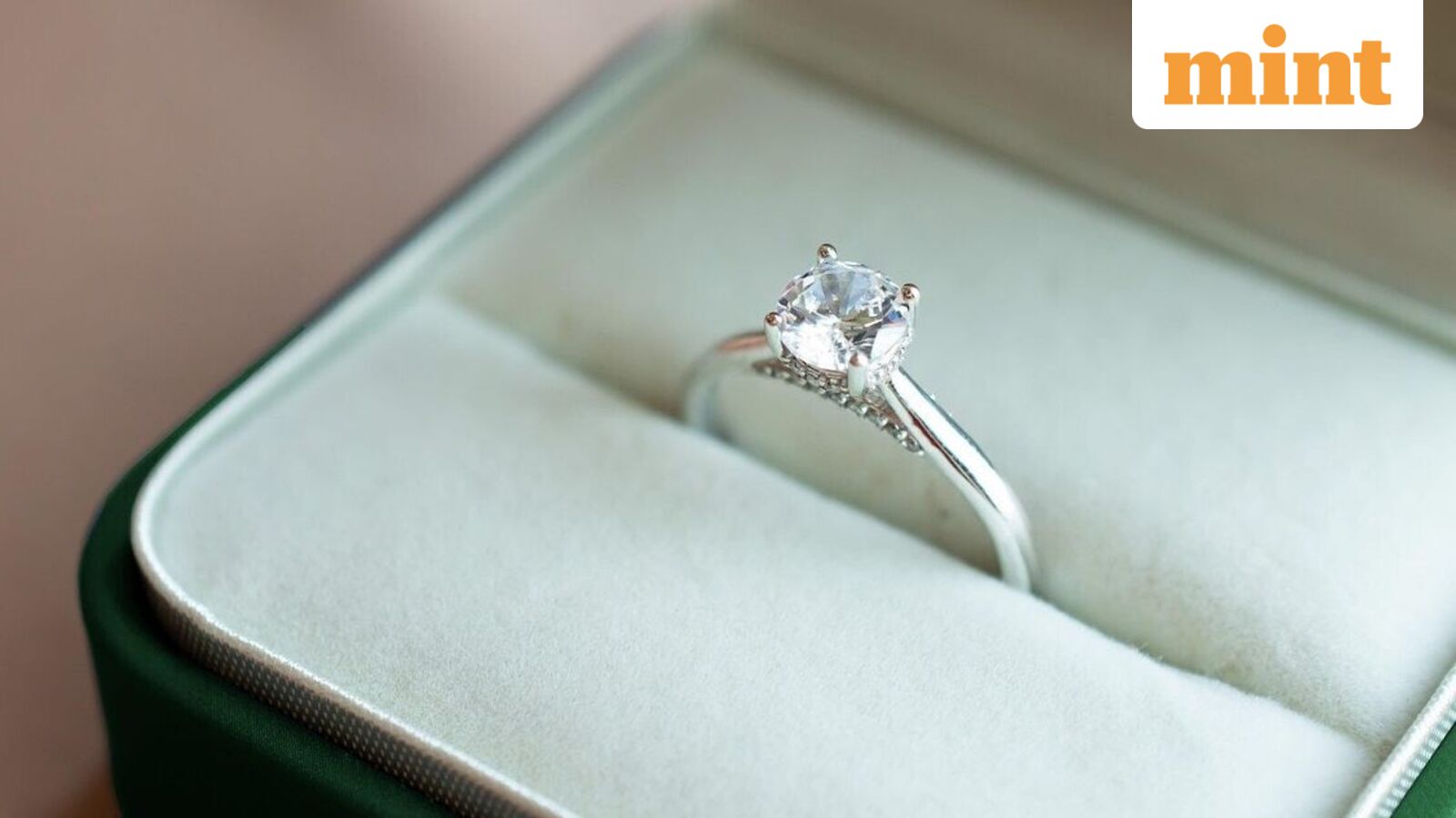 PNGS Reva Diamond Jewellery IPO Update: 59% Booked on Second Day, Details on GMP and Subscription Status