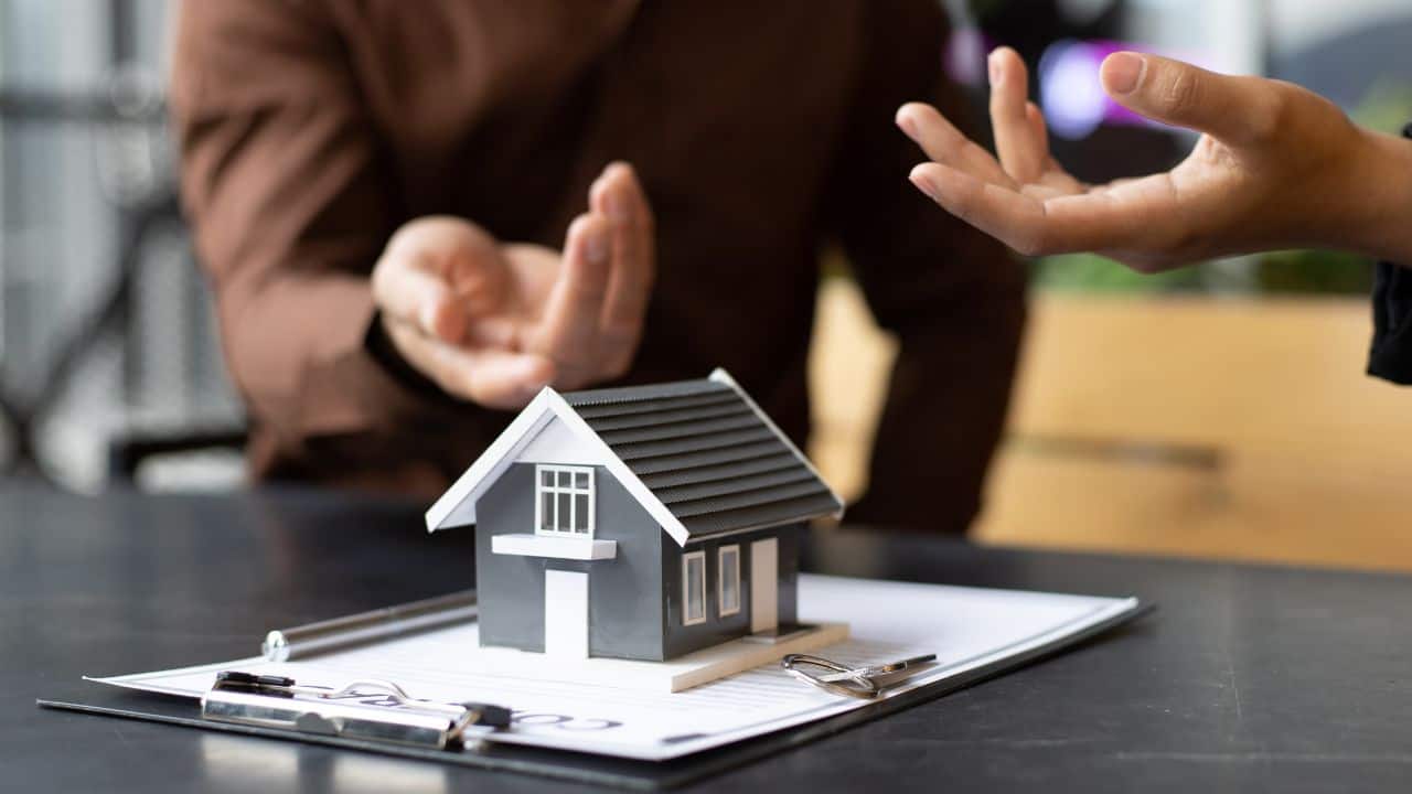 Weighing the Pros and Cons of Prepaying a Home Loan Versus Investing a Surplus