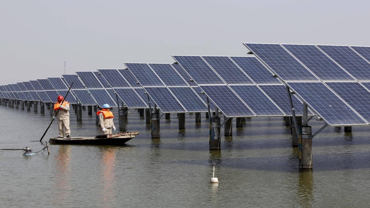Solar Stocks Rebound Following Previous Day's Decline Amid Brokerage Downplaying of US Tariff Concerns