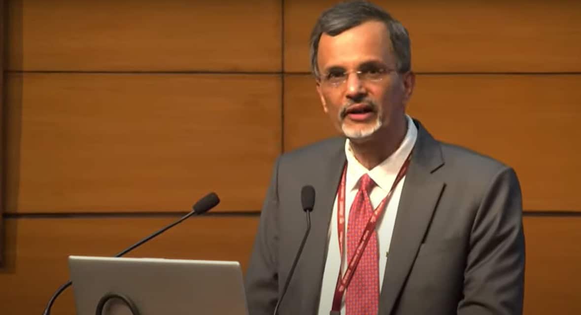 Artificial Intelligence Trading Raises Concerns About Herding Behavior and Amplified Market Volatility, Adviser Warns of Need for Regulatory Adaptation