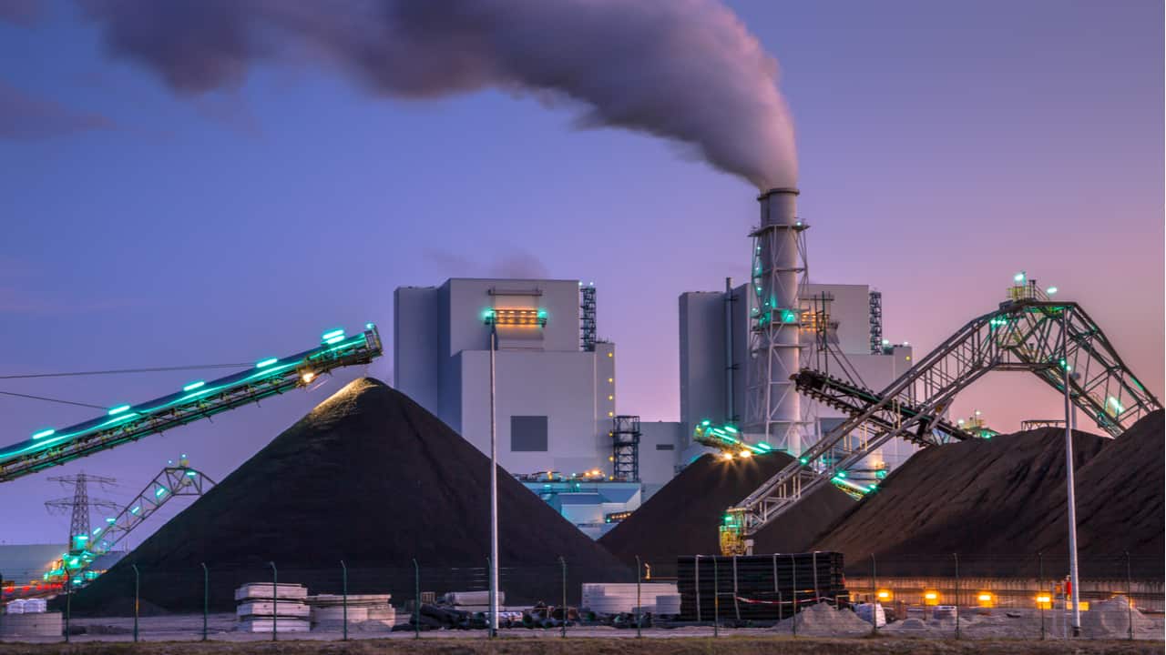 India Targets 30 Percent Reduction in Coal Imports for Power Sector in 2024: Report