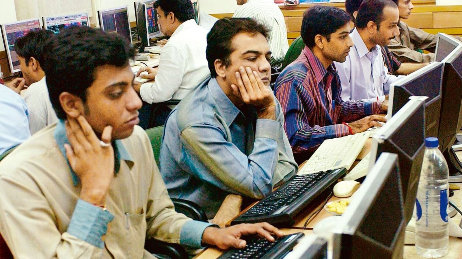 Top Performers and Decliners in Indian Markets on February 27: Vishal Mega Mart, Angel One, Reliance Power, BSE, and Vedanta among Notable Losers
