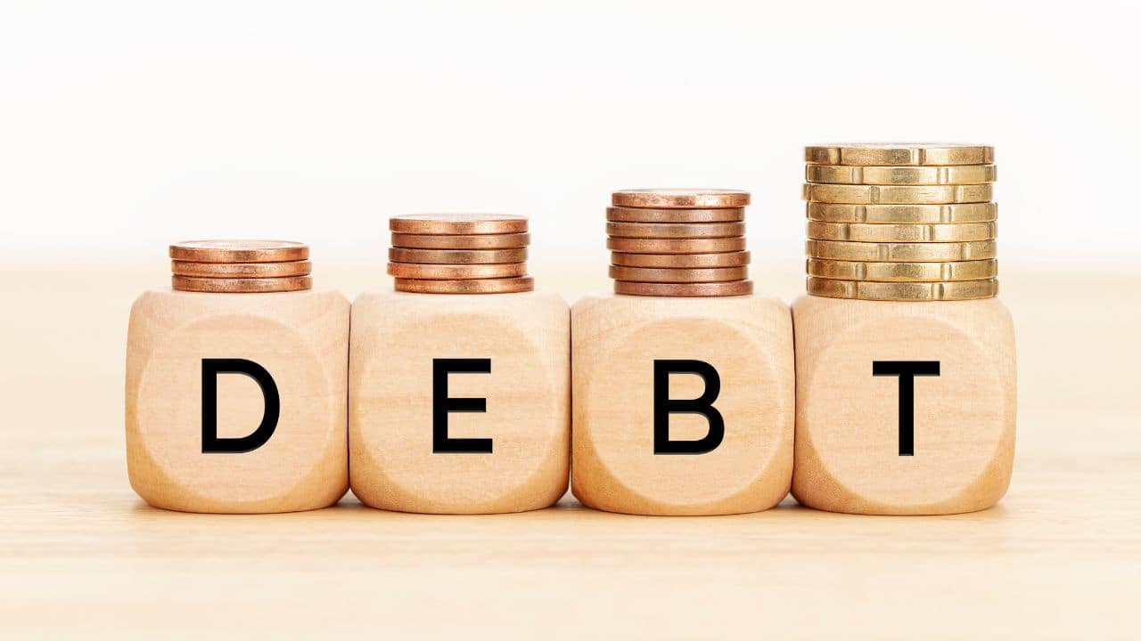 Weighing the Pros and Cons of Debt Consolidation