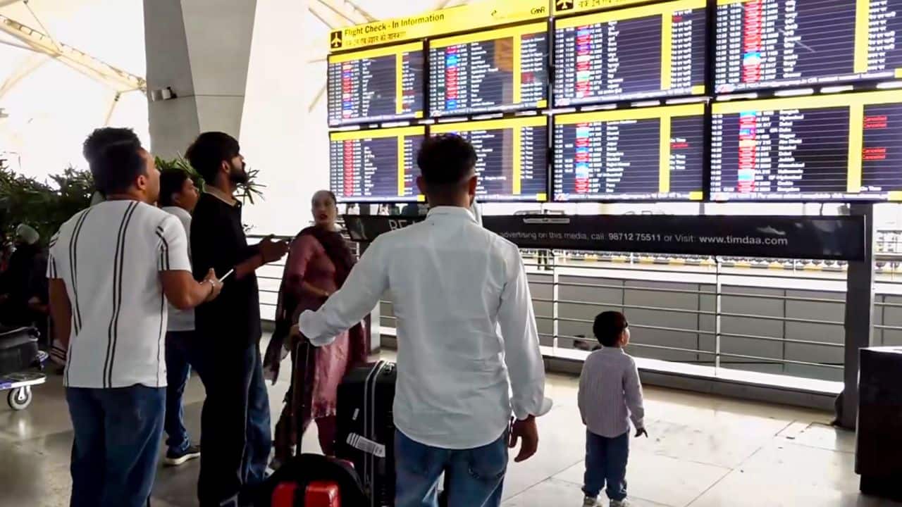 Indian Airline and Infrastructure Stocks Plummet Up to 8% Amid Ongoing Iran Conflict and Flight Disruptions