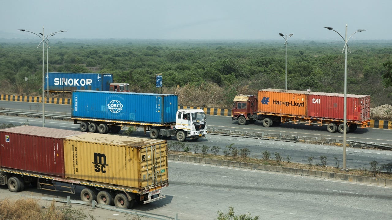 India's Current Account Deficit Expands in December Quarter Amid Worsening Trade Disparities