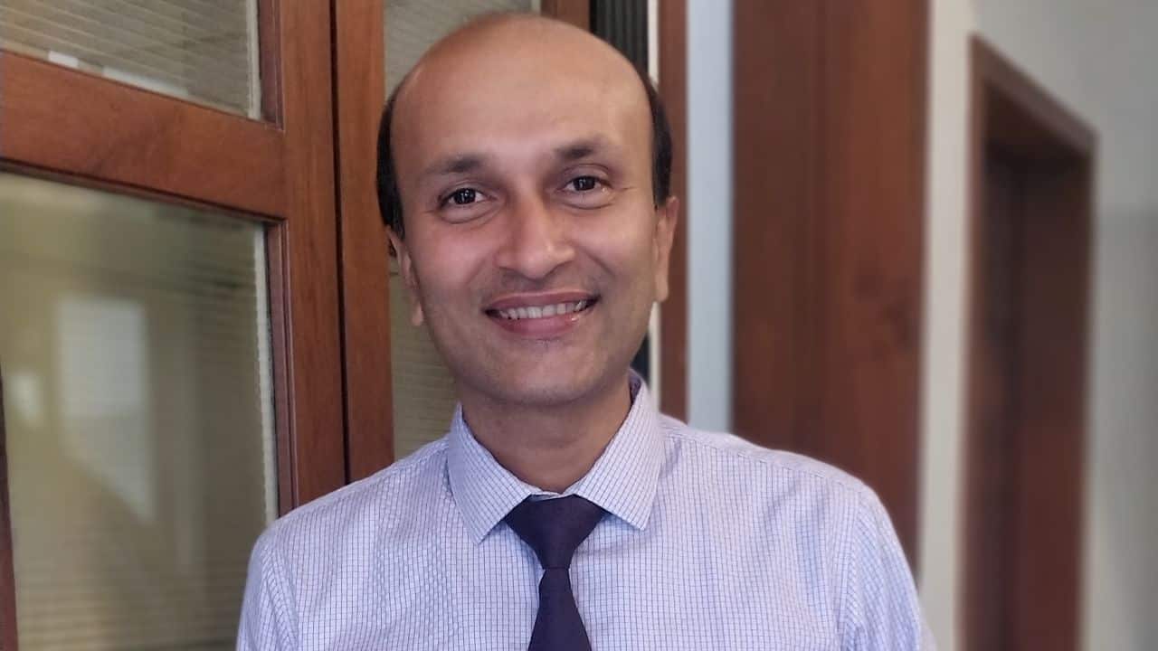 Nifty's Downside Cushioned Amid Positive Cycle: Analyst Sees 25,300 Target