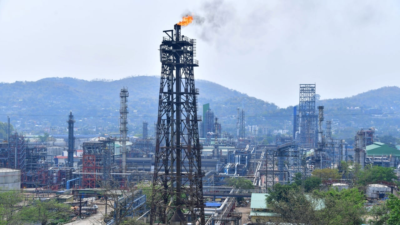 Oil Prices Reach 19-Month High Amid Tensions with Iran
