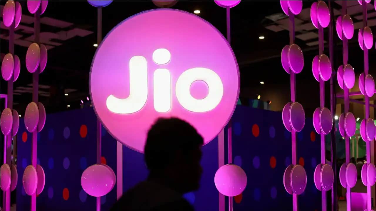 Jio Platforms Pursues Affordable AI Tokens Amid Data Disruption: Mathew Oommen, Group CEO