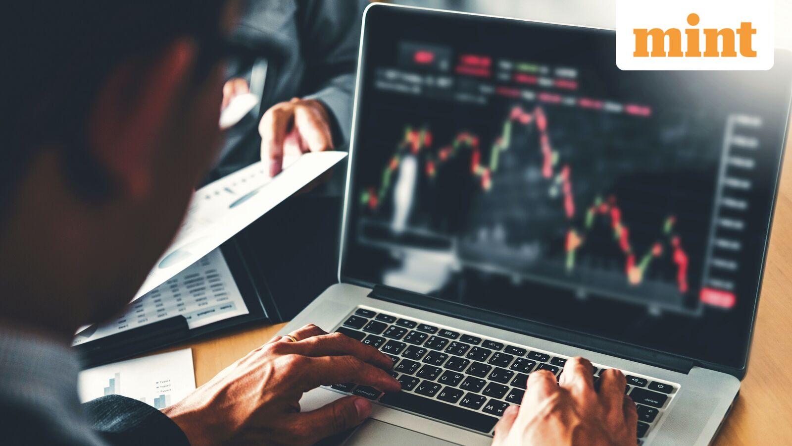 Force Motors Shares Plummet 8% After SEBI Enforcement Action
