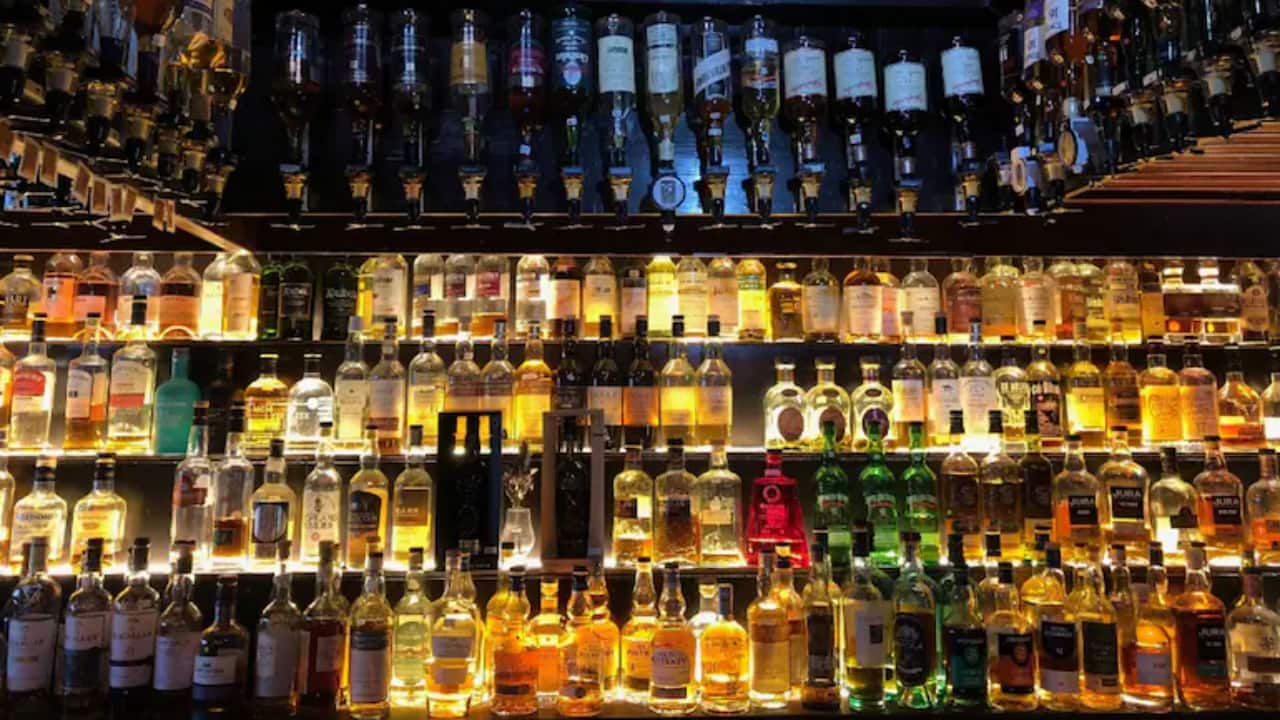 United Spirits, United Breweries Shares Surge Up to 6.5% Amidst Karnataka Government's Liquor Policy Revamp
