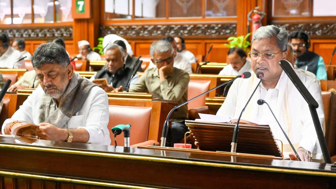 Karnataka Budget 2026: 1,250 EV Charging Stations to be Developed Under PM-E Drive Initiative