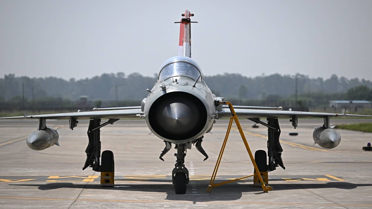 Nifty India Defence Index Plunges 3.5% Amid Profit Booking as BEL and Dynamatic Tech Lead Losses