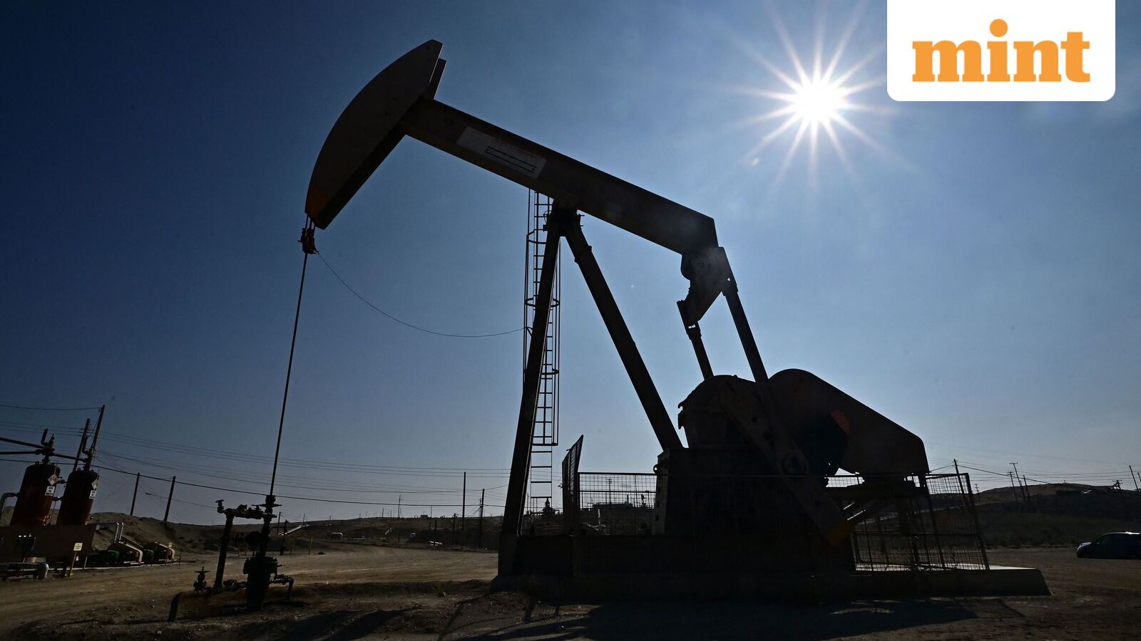 Oil Prices Plunge 6% to $92 Amid Efforts to Ease US-Iran Tensions