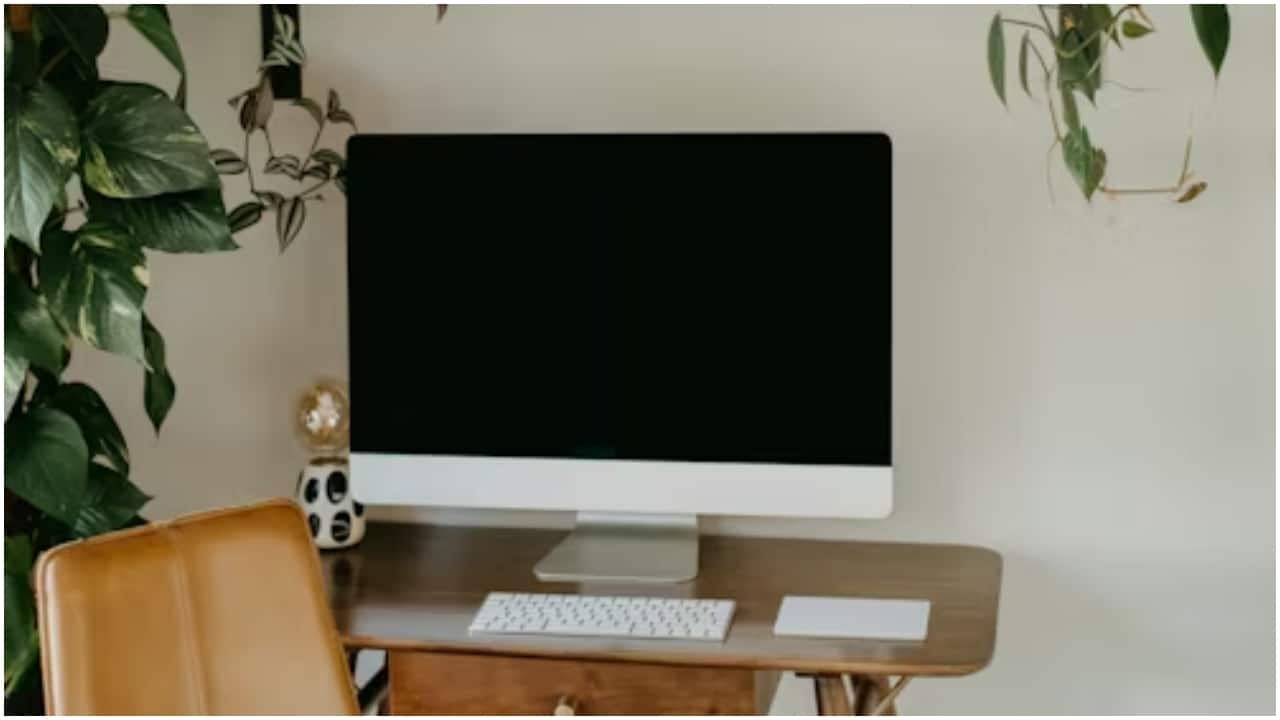 Dressing Professionally at Home Can Boost Productivity and Credibility, Says Google Engineer