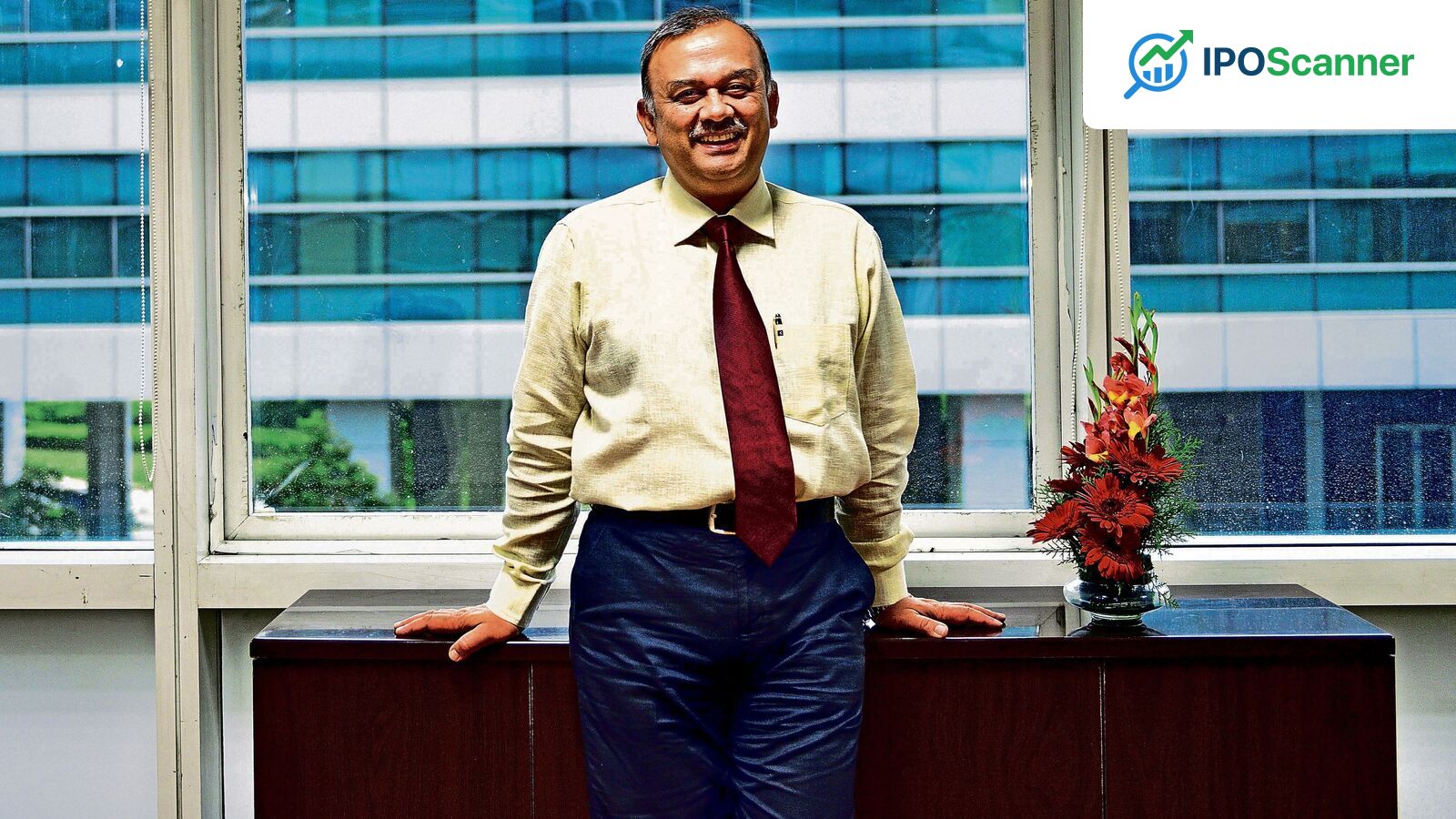 HDFC Bank Reportedly Considering Dropping Controversy Surrounding Ex-Regulator Amid Focus on Resignation Issues