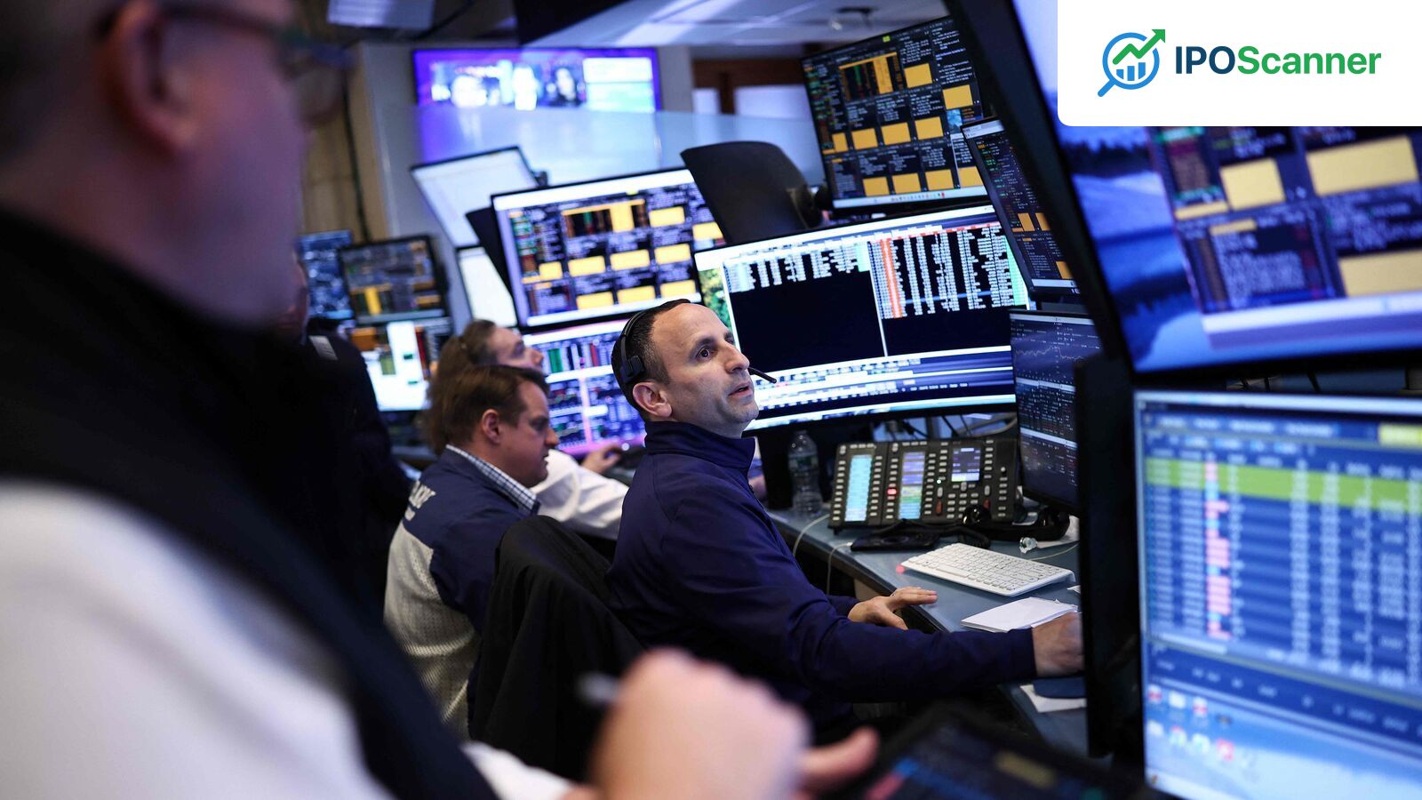 Nasdaq Posts Gains as Nvidia and Broadcom Outperform, S&P 500 and Dow Jones Experience Declines Following Consumer Inflation Data Release