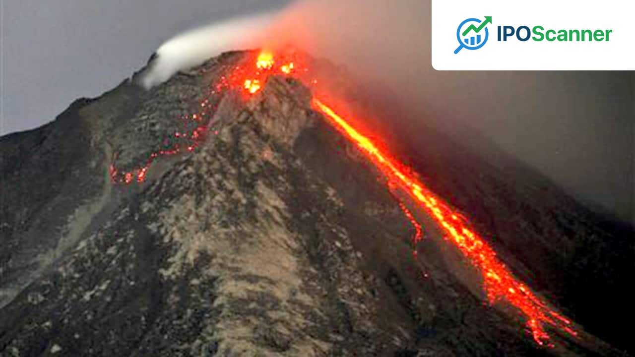 Kilauea Volcano Erupts in Hawaii, Lava Released Hundreds of Feet into the Air