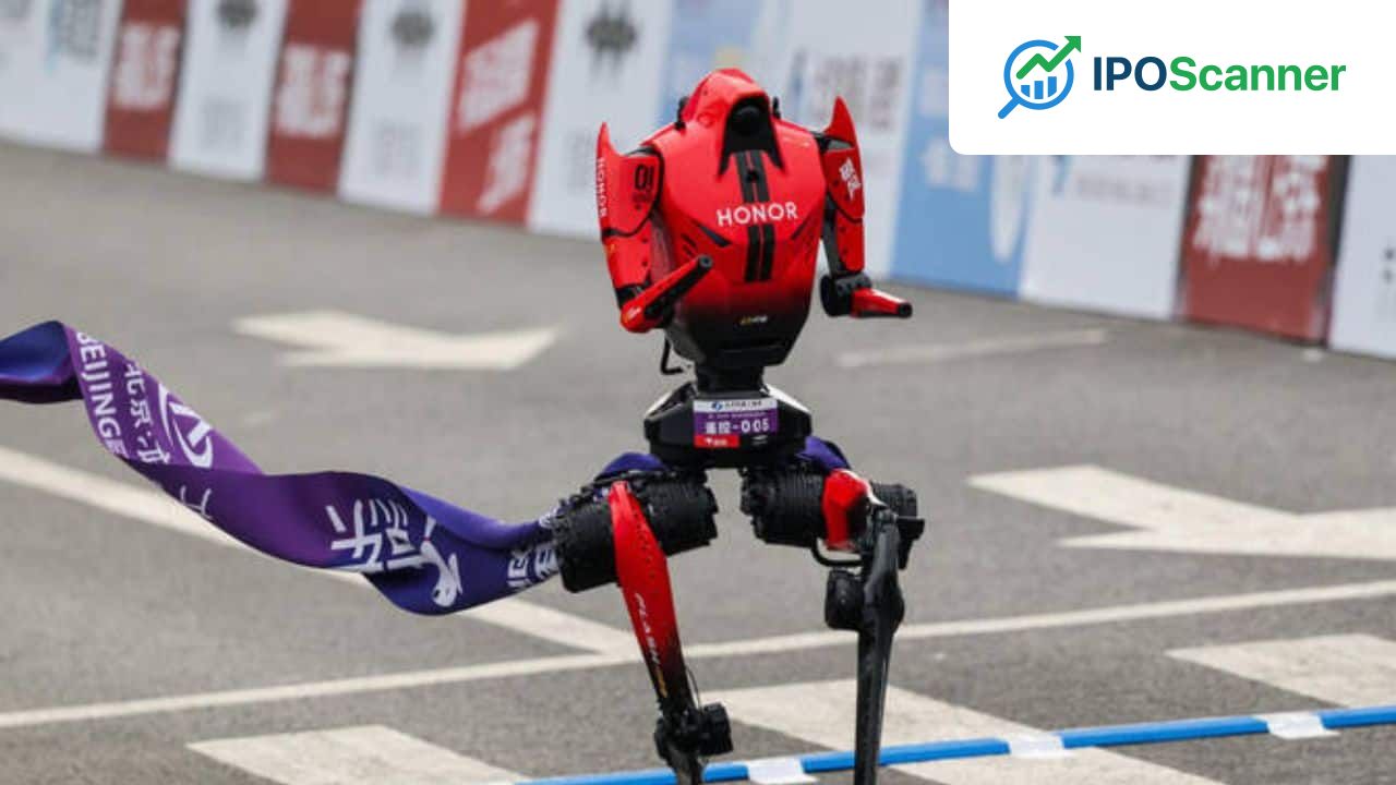 Robot 'Lightning' Breaks Half-Marathon Record in Beijing
