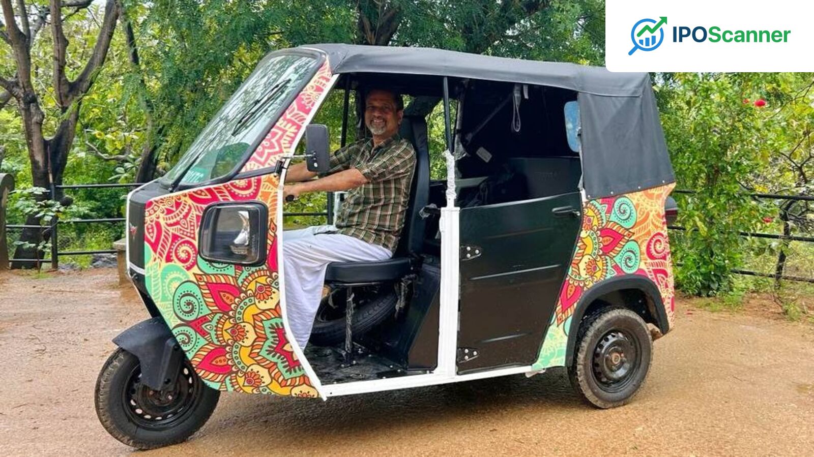 Zoho Executive Vembu Showcases Electric Auto, Highlights Community Support for Sustainable Transportation