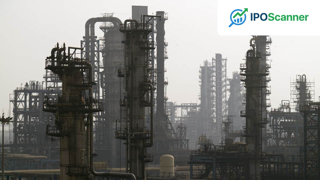 Oil Prices Eased Amid Hopes of US-Iran Peace Deal, Weaker Dollar Supports Gold Rally